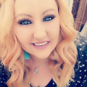 Meet your Posher, Alison